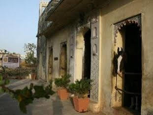 Hotel Ravla Khempur Udajpur Exteriér fotografie