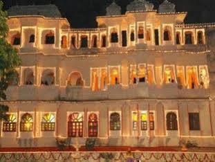Hotel Ravla Khempur Udajpur Exteriér fotografie